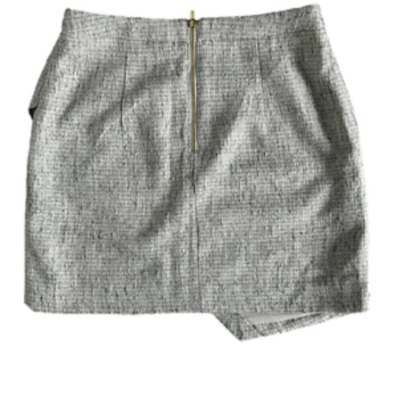 H&M Women’s Textured Asymmetrical Wrap Mini Skirt, Size 12 - Picture 2 of 6
